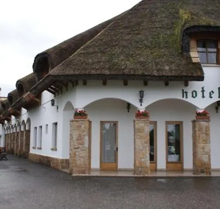 Hotel öreg Halász és étterem Tát